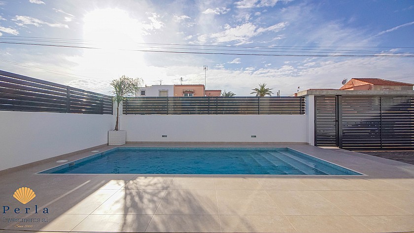 Frábært einbýlishús í sjarmerandi hverfi í Torrevieja