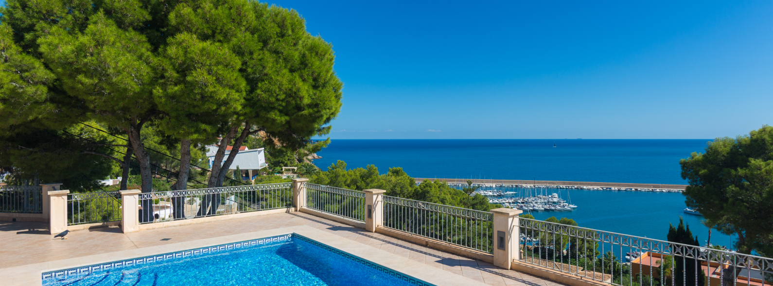 Bungalow with solarium in Villamartin