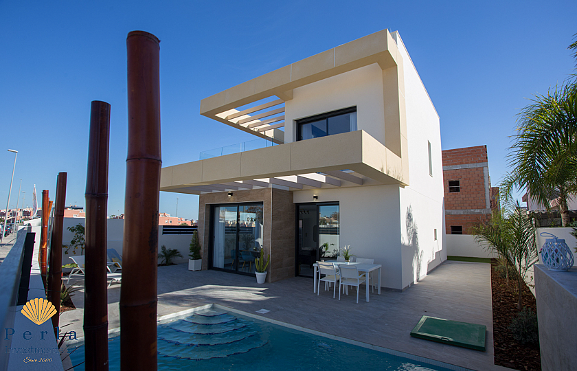 Detached Houses in Los Montesinos