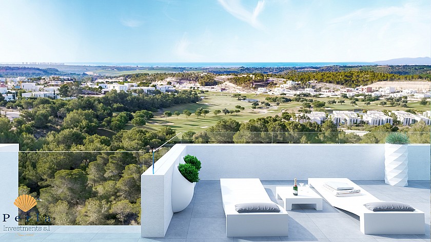 Apartamento lujoso de planta baja en Las Colinas 