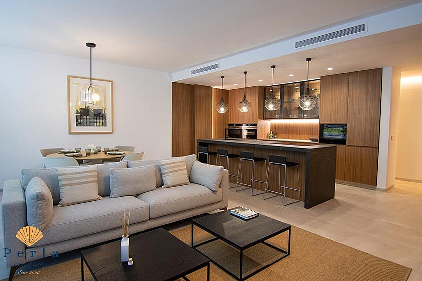 Luxury ground floor apartment in Las Colinas - Perla Investments