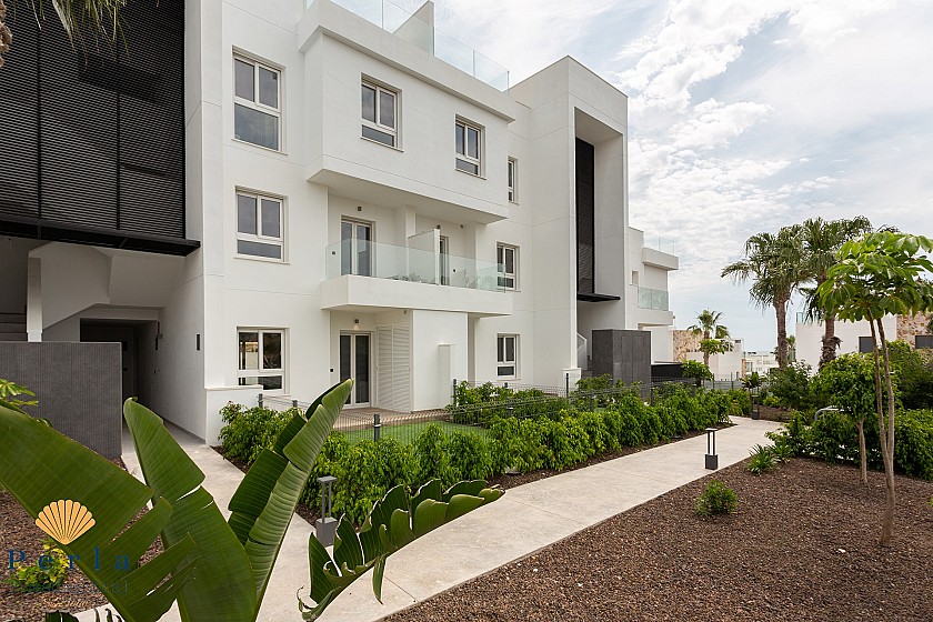 Stunning new apartment in Punta Prima