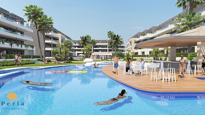 Apartamento de 2 habitaciones con solárium en Playa Flamenca  - Perla Investments