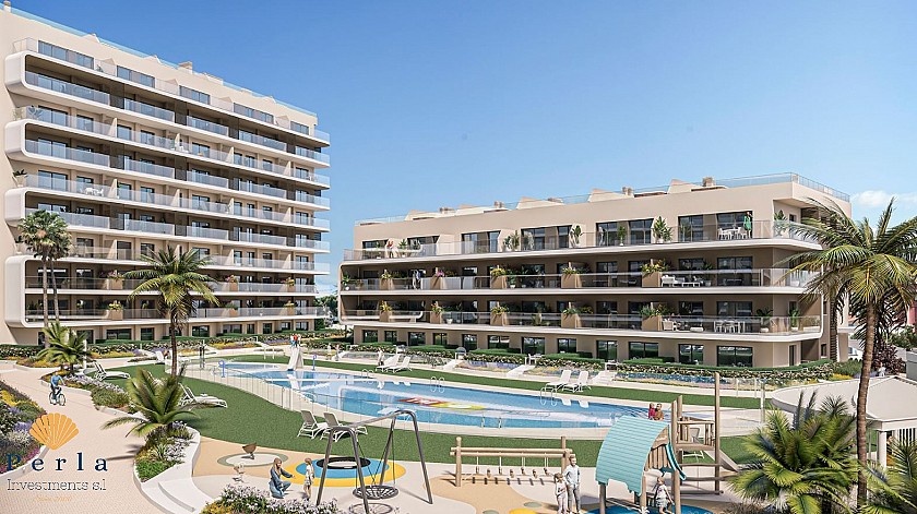 Ático de 3 habitaciones cerca de la playa en Alicante