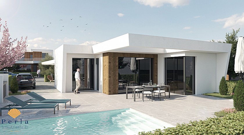 New villa at golf course  - Perla Investments