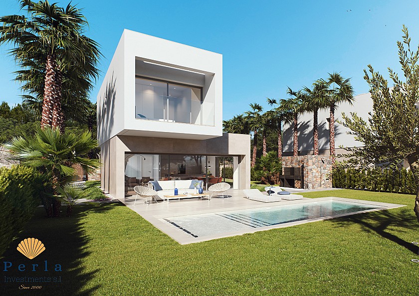 Elegant villa close to golf