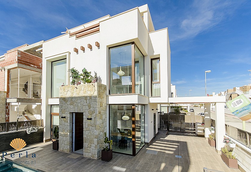 Modern villa in Almería - Perla Investments