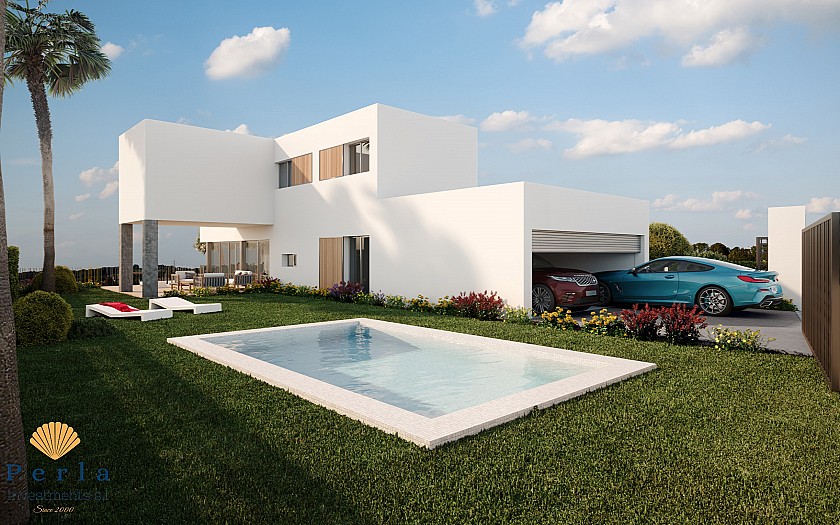 Luxury villa close to golf