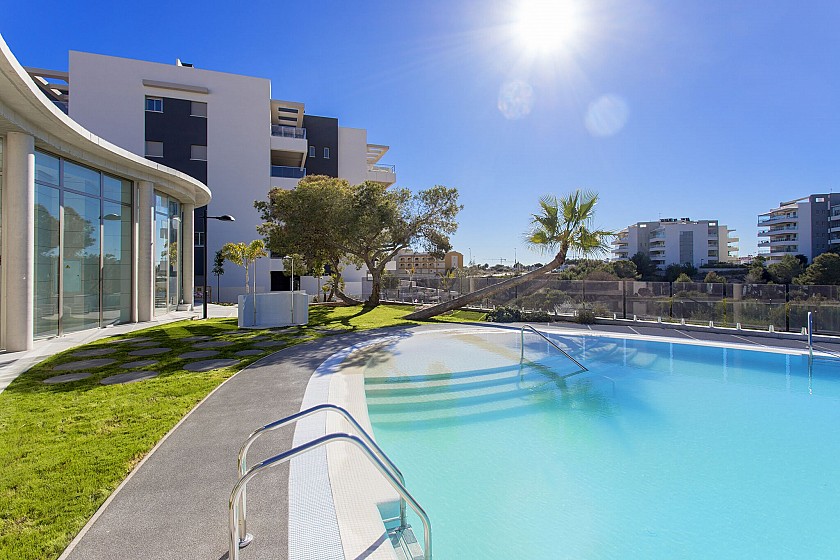 Apartments in Los Dolses - Perla Investments