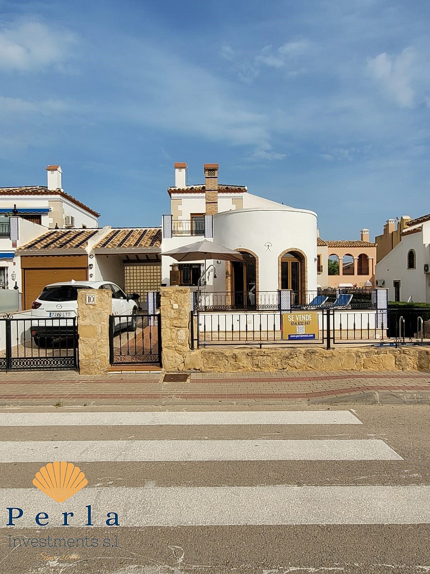 Great villa in La Finca - Perla Investments