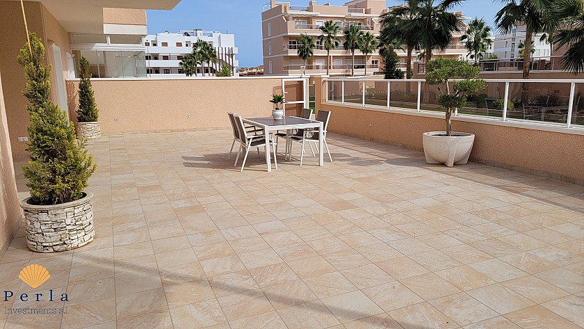 3-bedroom apartment in a beautiful building complex