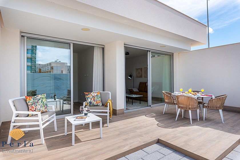 Precioso apartamento en planta baja  - Perla Investments