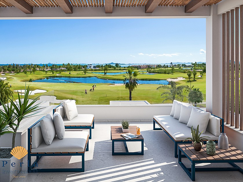 Penthouse apartment with views over a golf course - Perla Investments