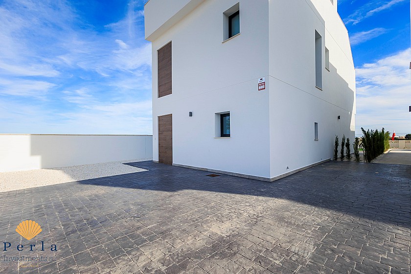 Beautiful villa in Orange Valley