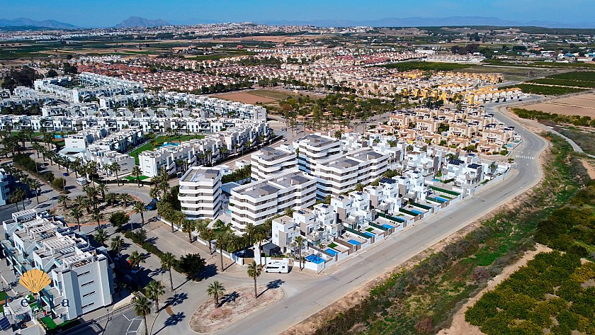 Beautiful apartment in a new complex in El Raso, Guardamar