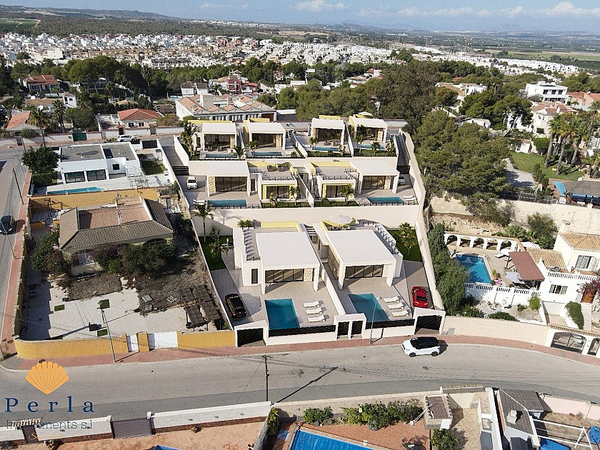 Splendid villa in a charming part of Torrevieja 